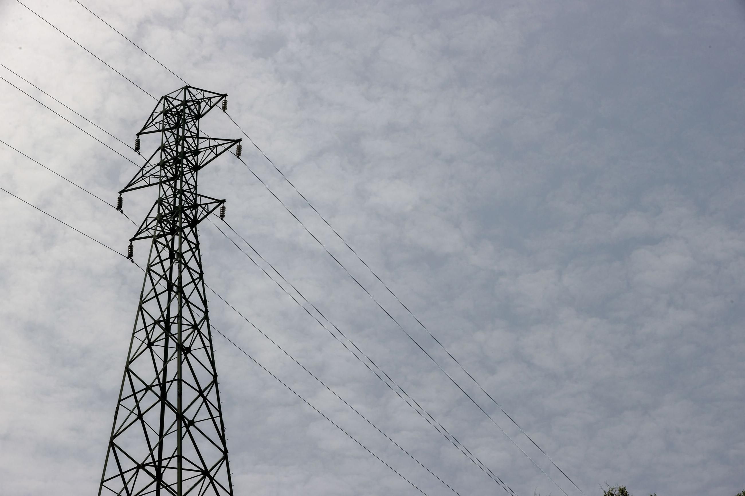 El crecimiento económico e industrial de Andalucía, pendiente de las redes eléctricas