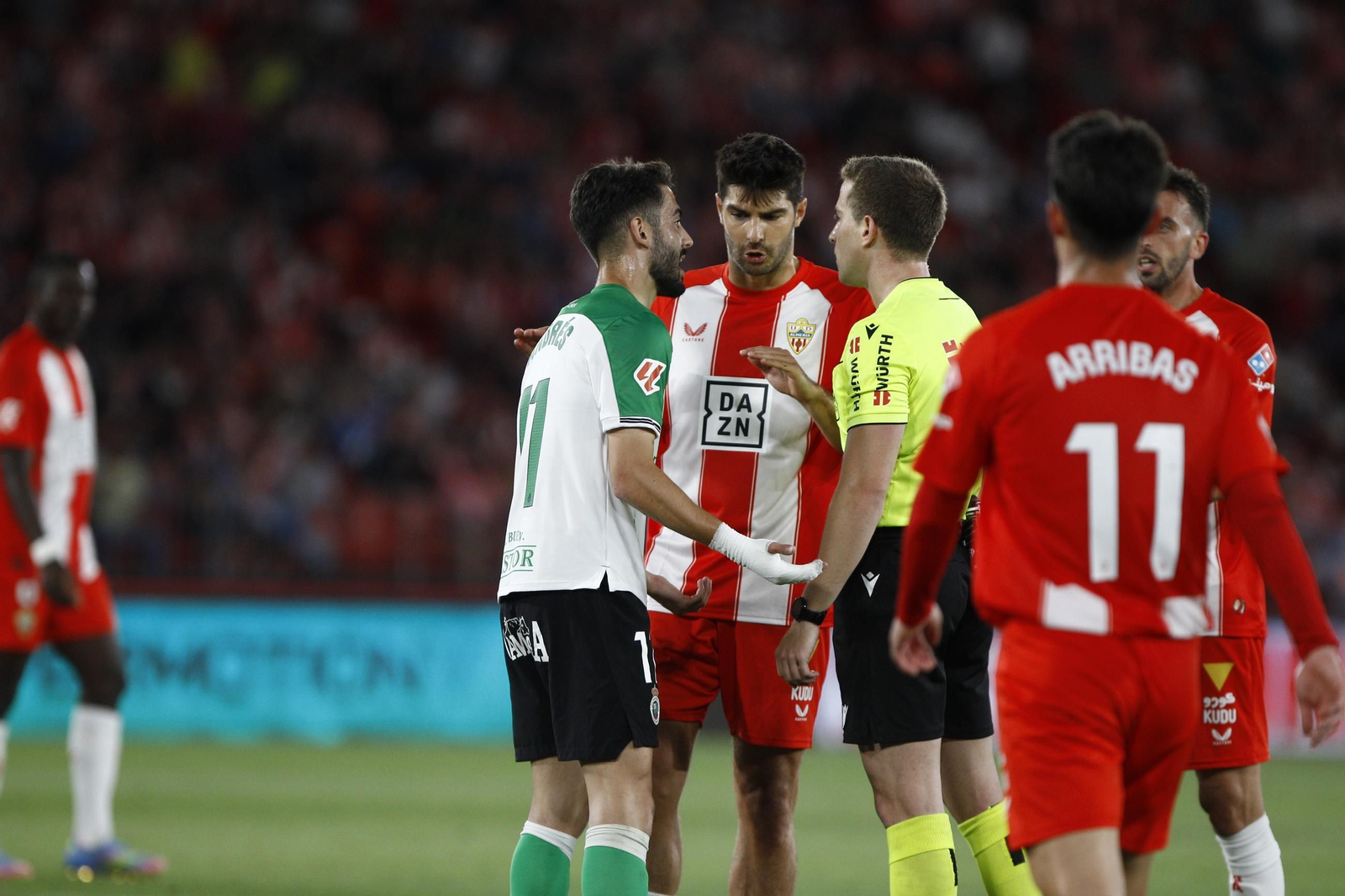 U.D. Almería-Racing de Santander, en imágenes
