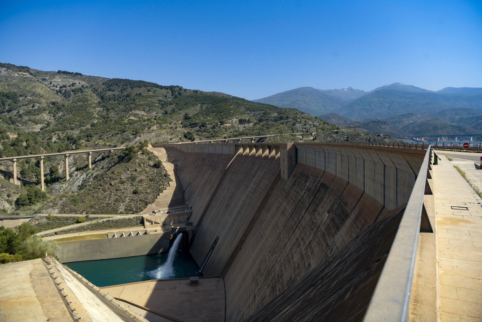 Imagen de la presa de Rules.