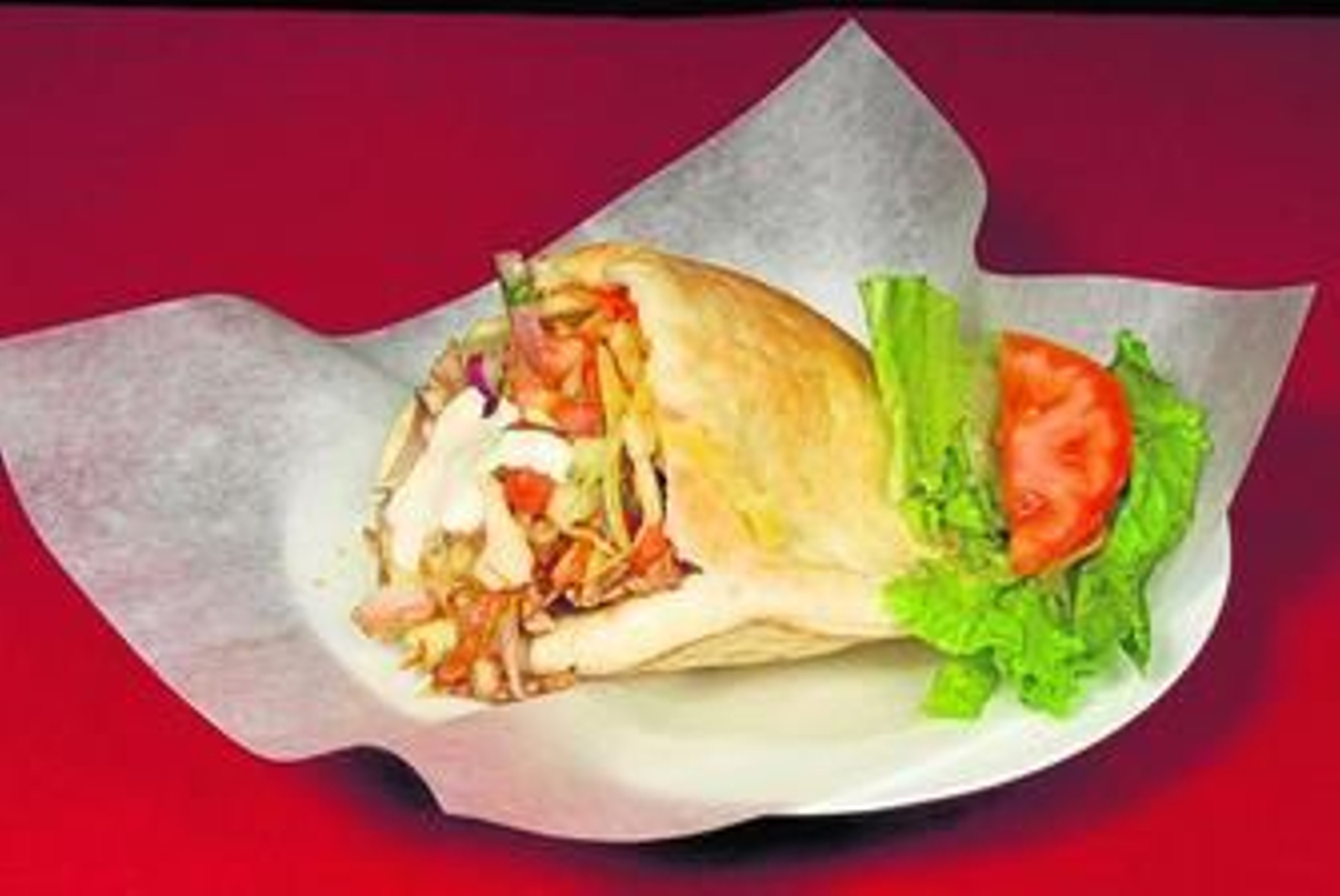 Plato típico de la cocina de Marruecos, el kebab de carne de pollo en este caso,  en una imagen de archivo.