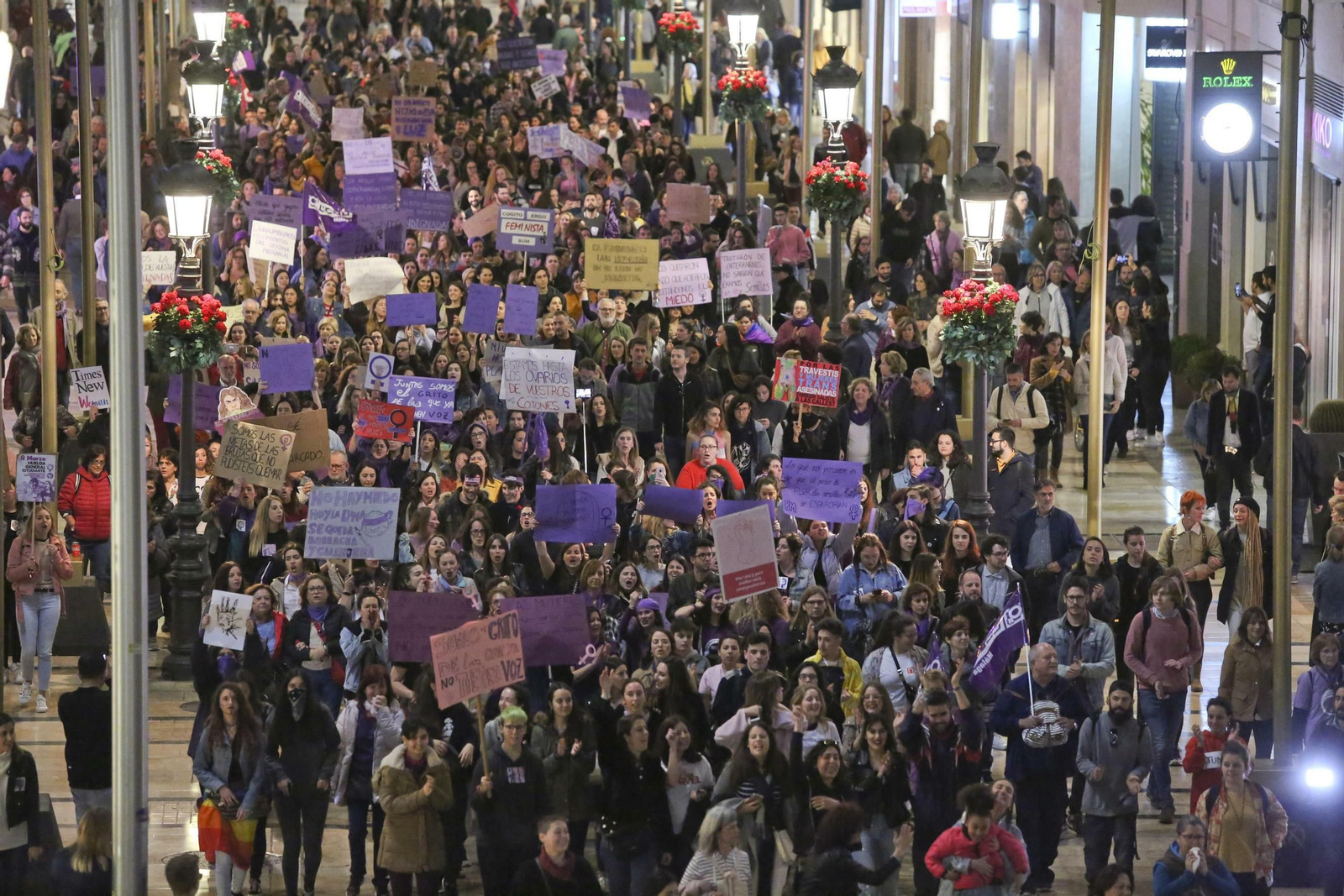 Las imágenes de la manifestación del Día de la Mujer en Málaga