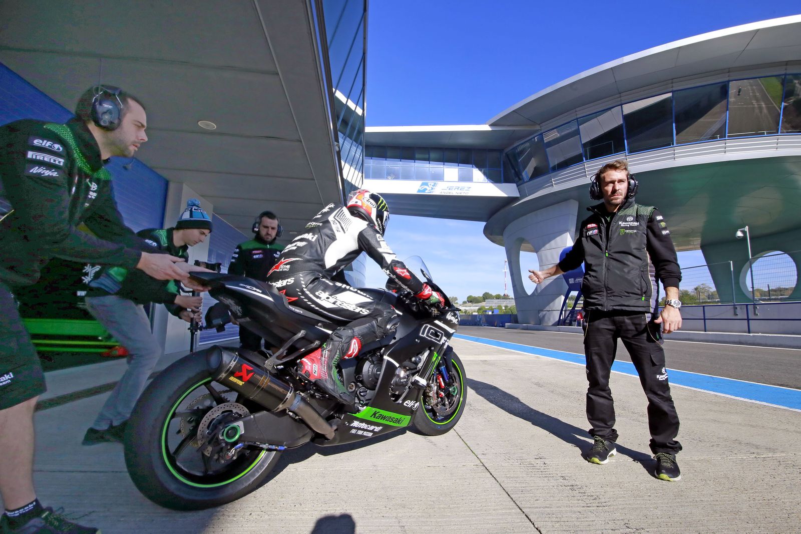Segundo día de entrenamientos de Superbike y Supersport en Jerez