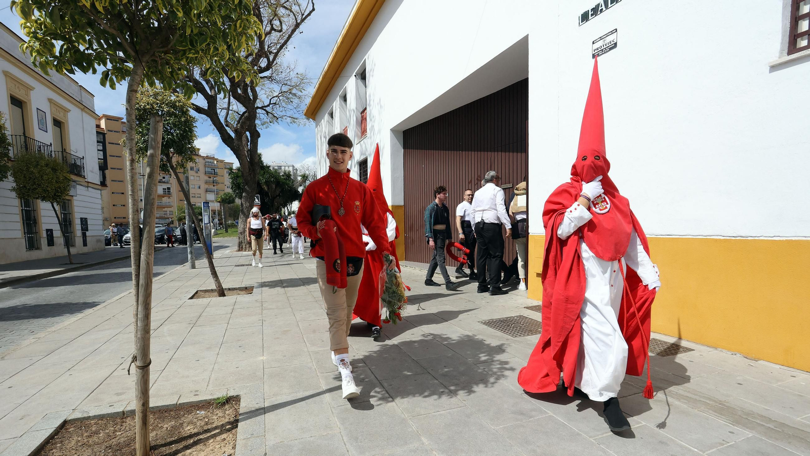 Imágenes de la Hermandad de La Candelaria en el Lunes Santo de Jerez 2025
