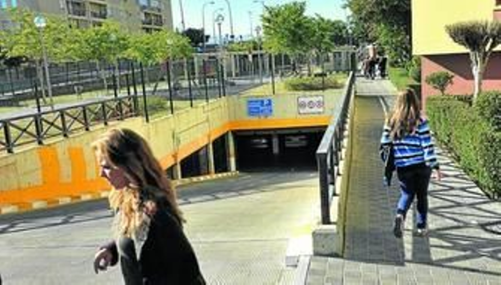 El aparcamiento de la avenida de Coria es uno de los dos construidos por Iniciativas Aparca en Triana.