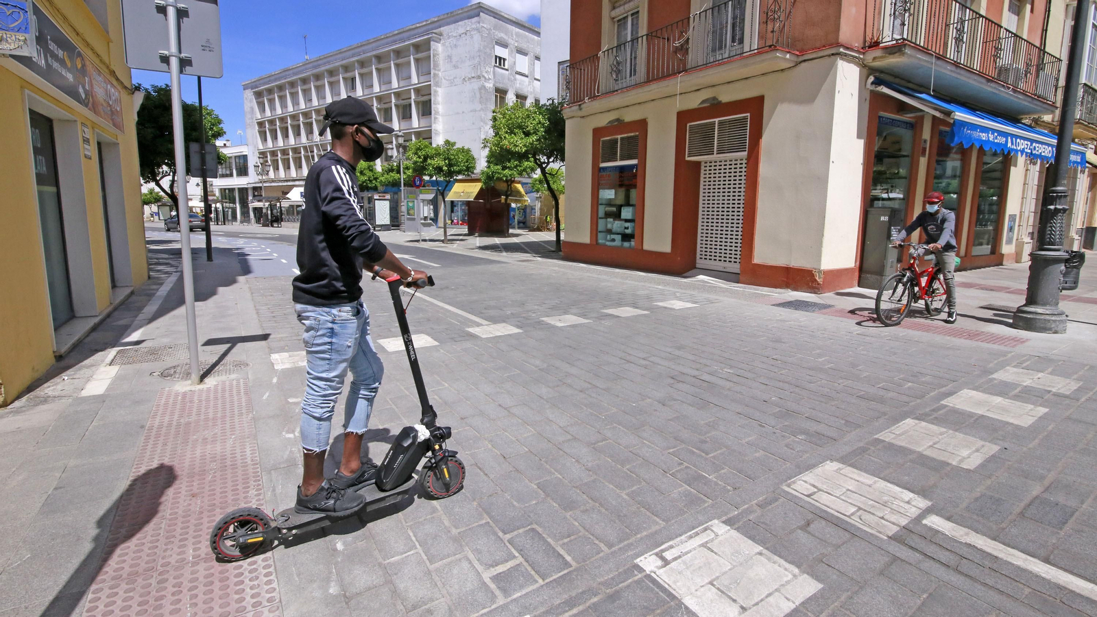 Imágenes de la apertura al tráfico de las calles Corredera, plaza Esteve, Santa María y Cerrón.