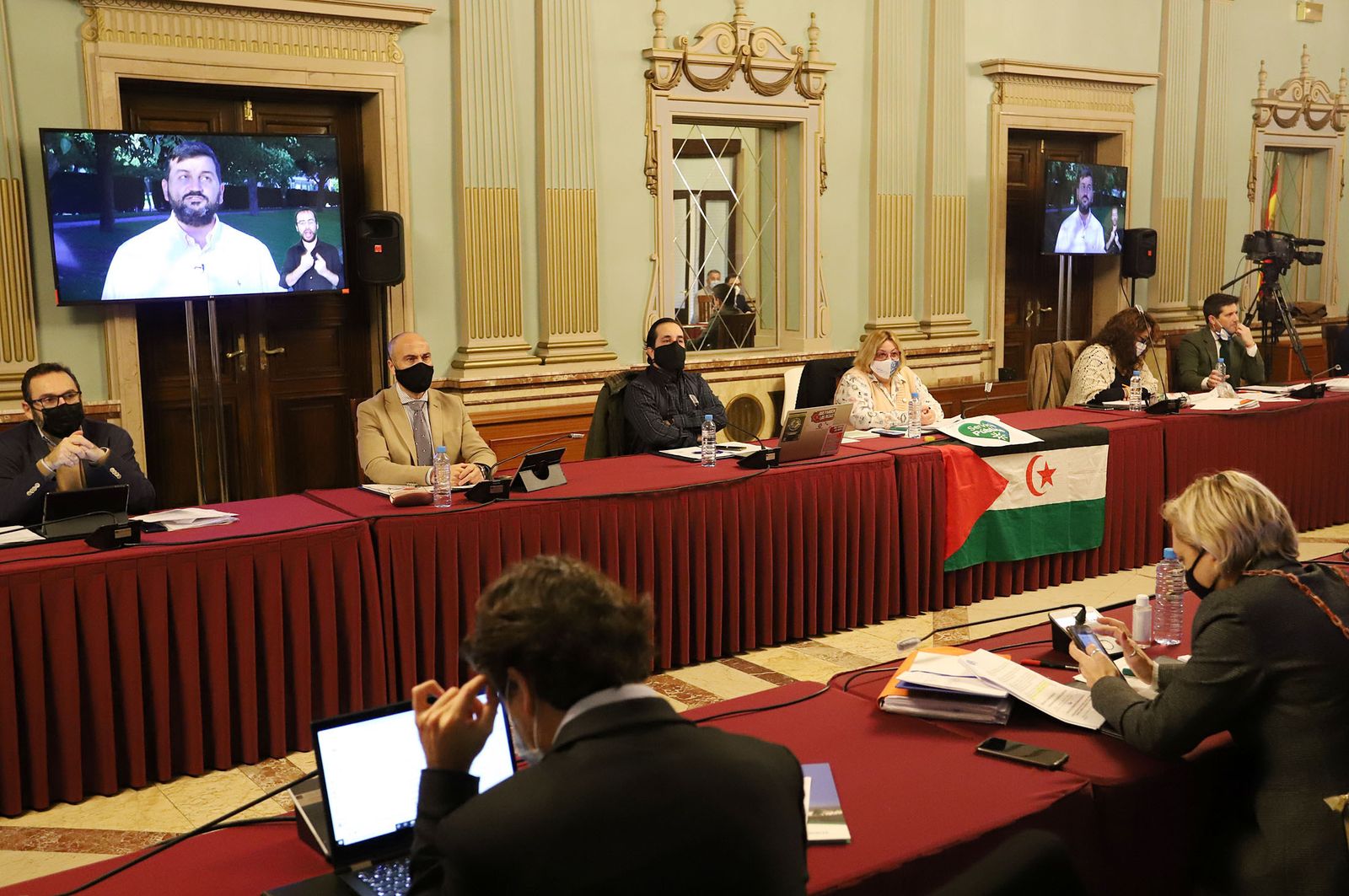 Imágenes del pleno celebrado en el Ayuntamiento de Huelva