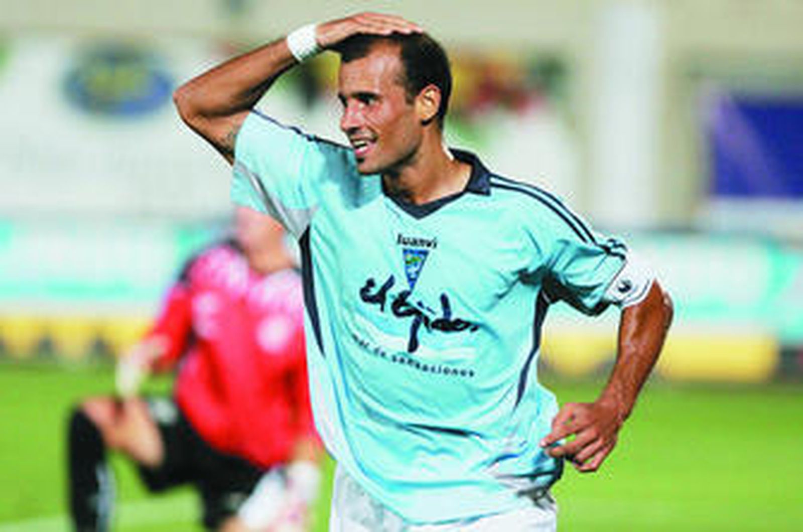 Mikel Rico celebra uno de los goles que ha marcado en la presente temporada.