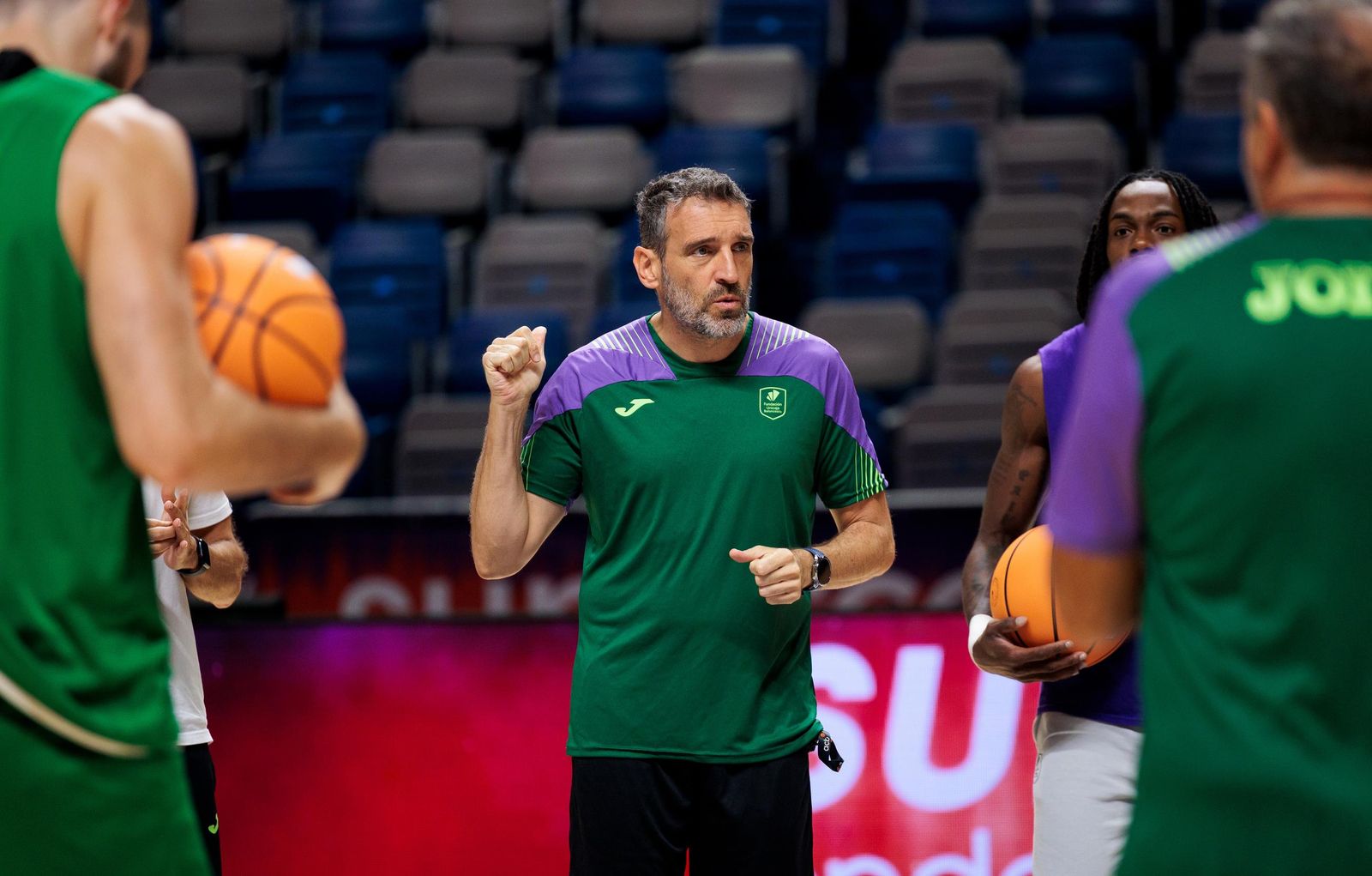 El Unicaja trabaja en el Carpena con el descarte pendiente