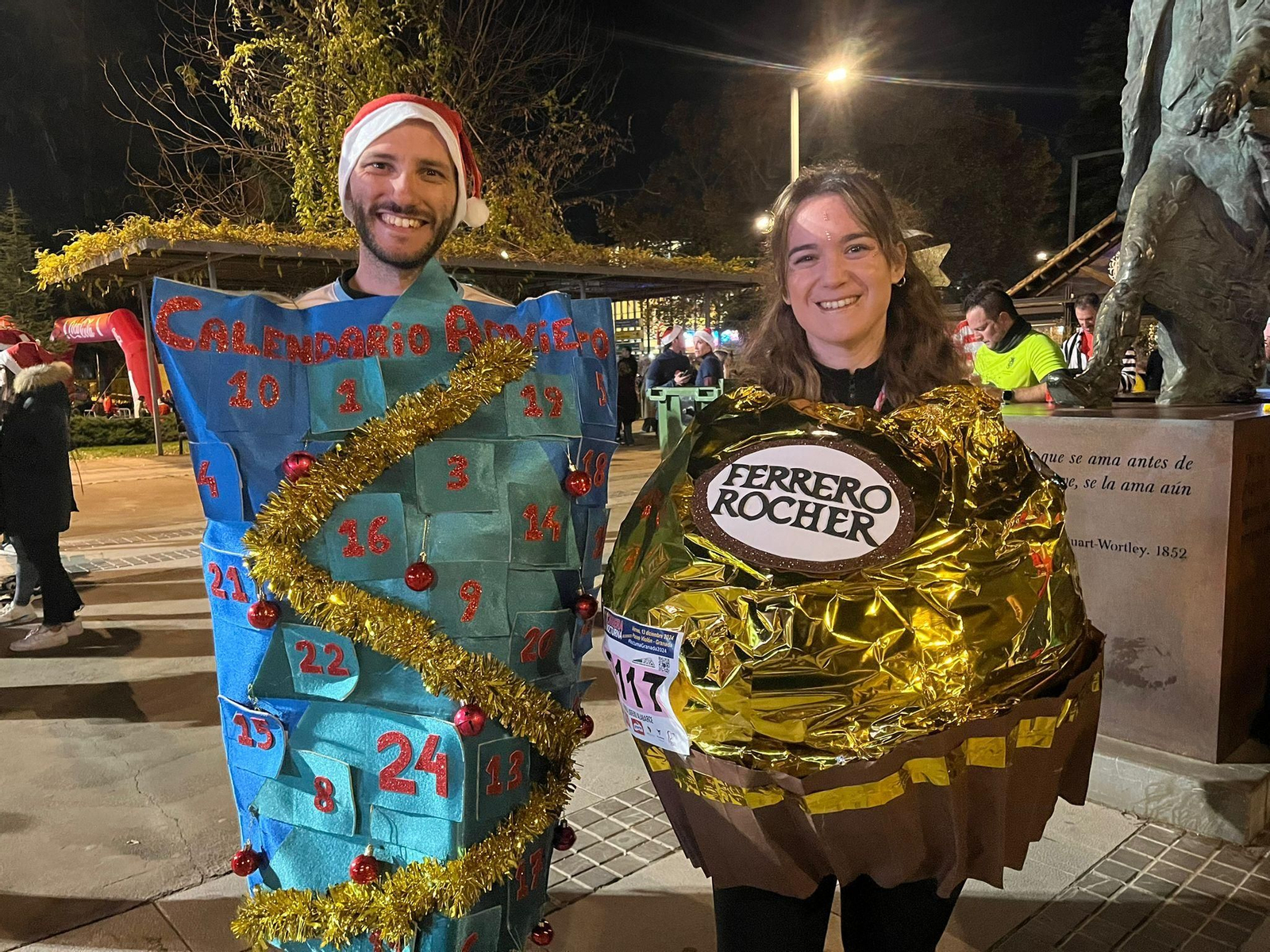 Las mejores imágenes de la 32º Carrera Nocturna de Disfraces de Granada