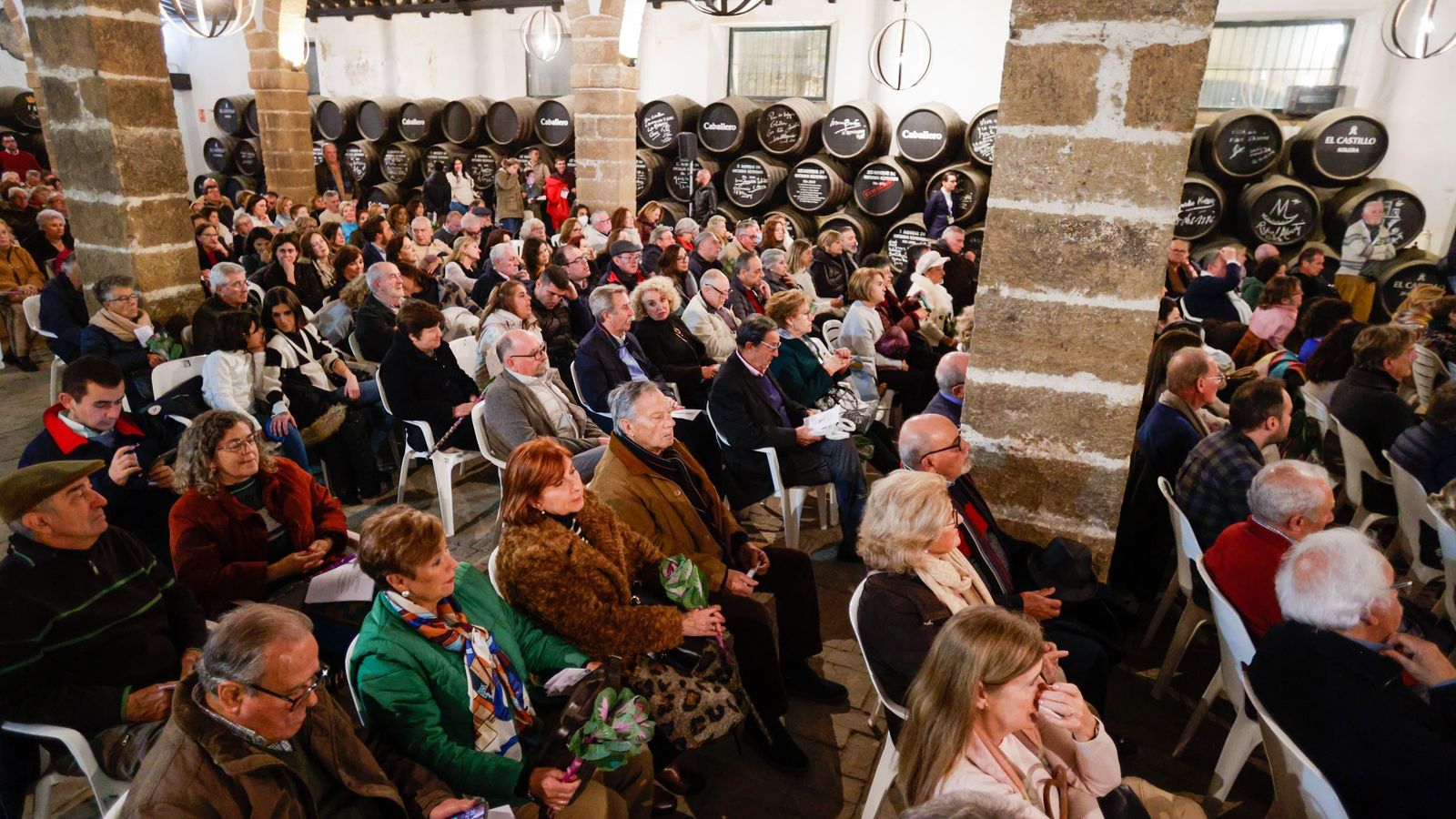 La bodega del Castillo de San Marcos se llenó con ocasión del pregón de Bartolomé.
