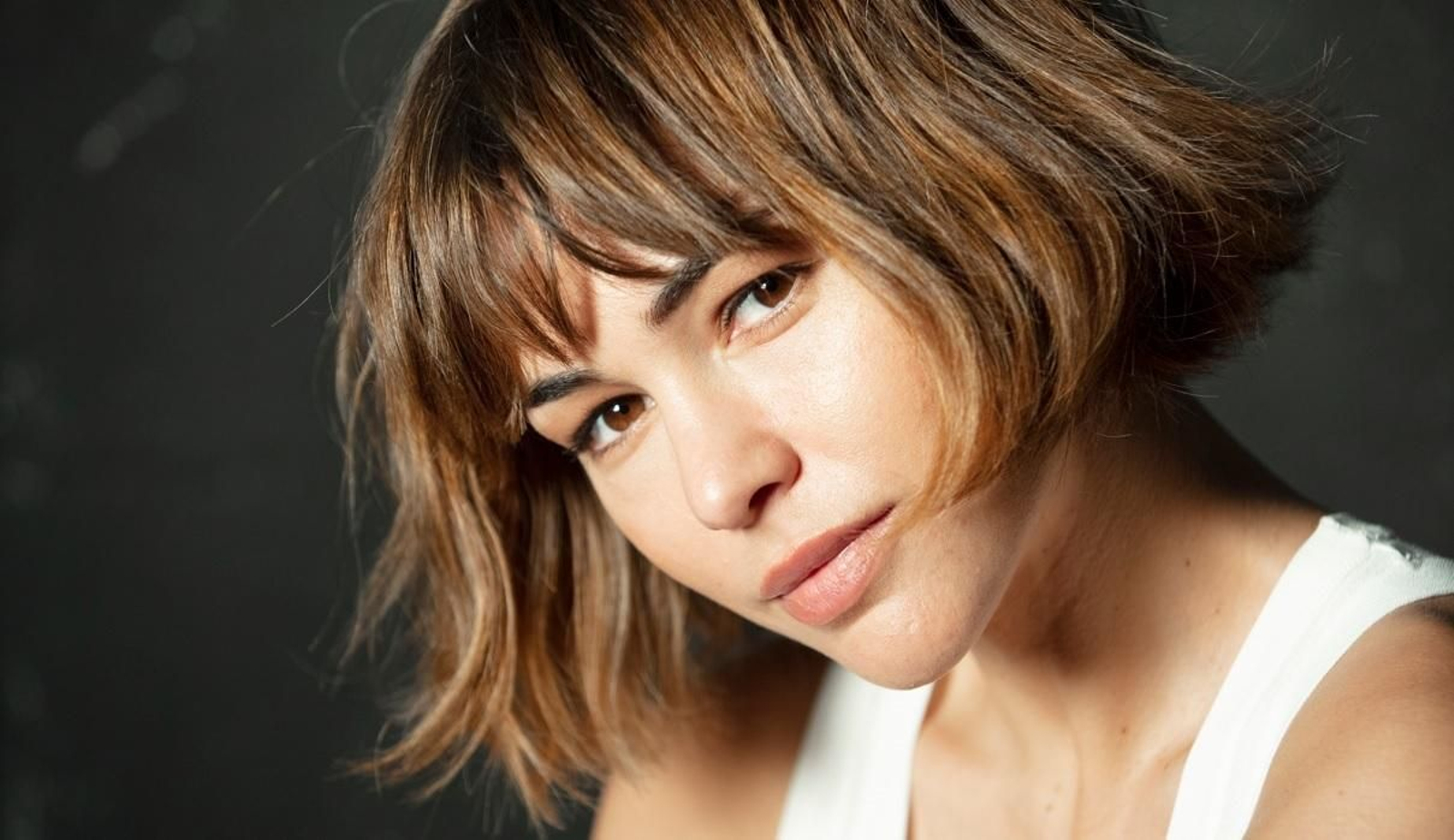 La jerezana Beatriz Fernández, modelo y autora del libro 'Desfiladero'.