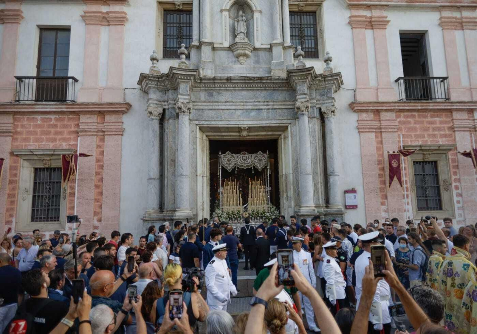La Virgen del Carmen vuelve a salir en procesión en Cádiz
