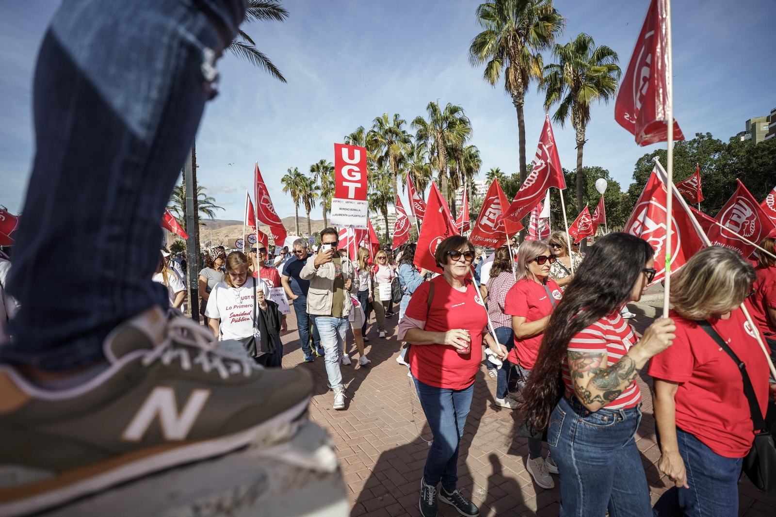 "La sanidad se defiende, gobierne quien gobierne", Almería se lanza a las calles por la sanidad pública