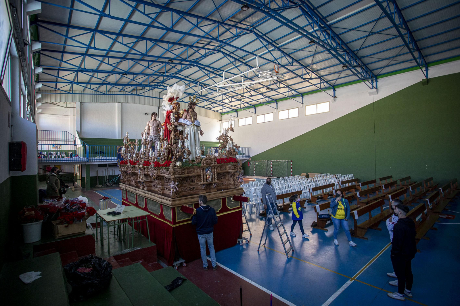 Preparativos para el Domingo de Ramos en Cádiz