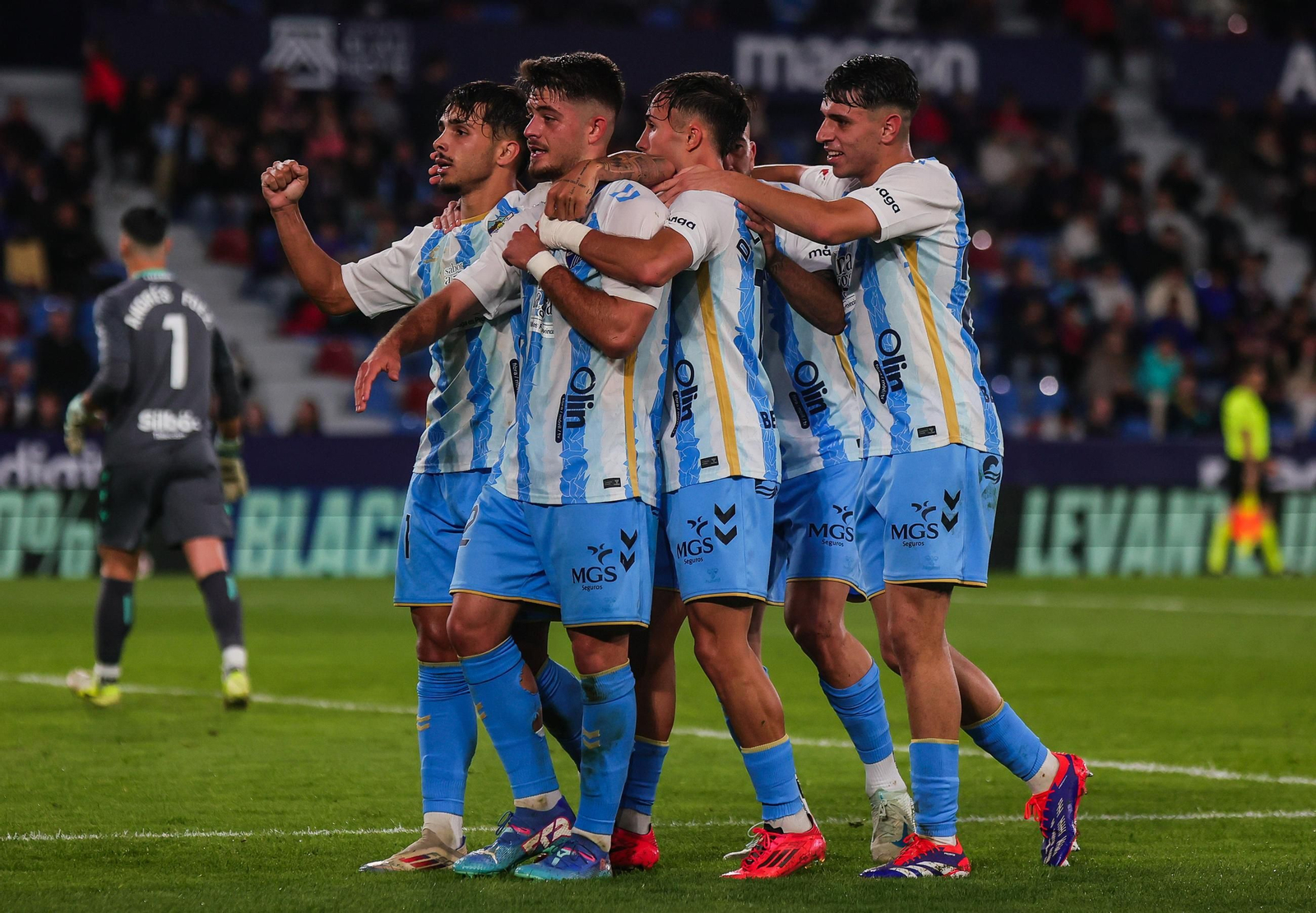 Celebración del gol de Dani Lorenzo