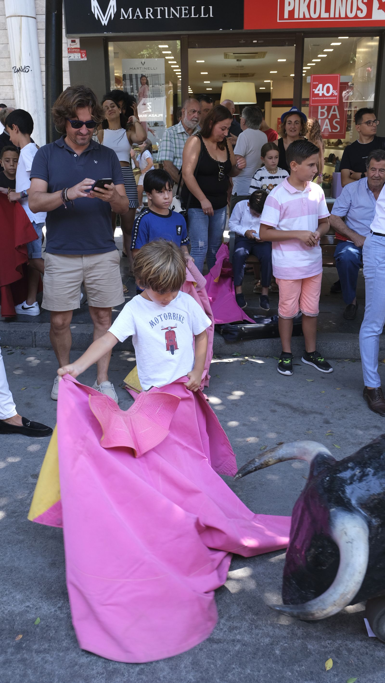 Imágenes de la exhibición de toreo de salón por la Escuela Taurina de Almería, en la Feria de Almería 2022