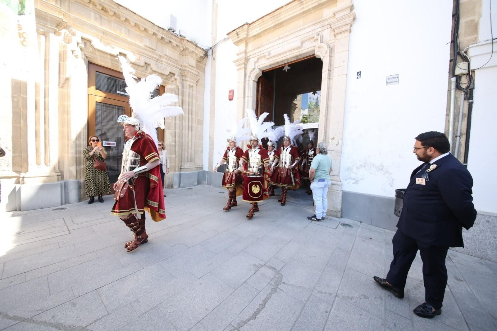 La guardia romana del Señor del Consuelo de la hermandad del Transporte