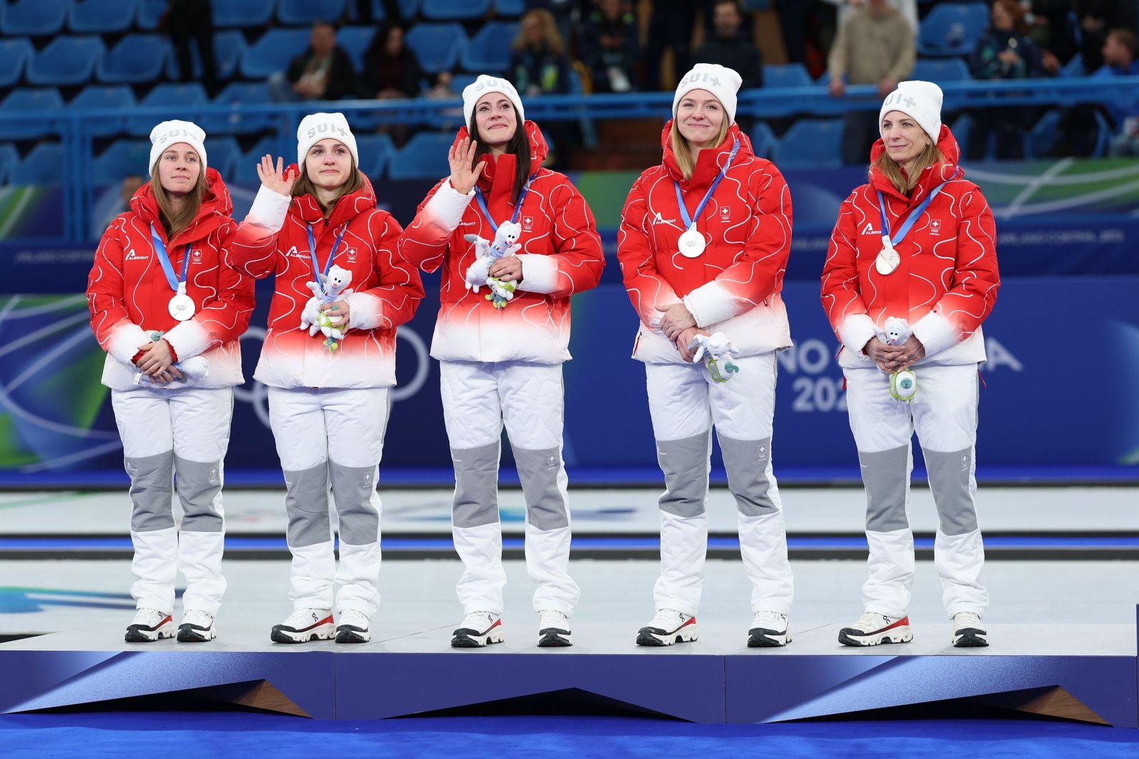 Las mejores fotos de los Juegos Olímpicos de invierno Milán Cortina d'Ampezzo 2026 | Ceremonia de clausura y jornada 17 y última