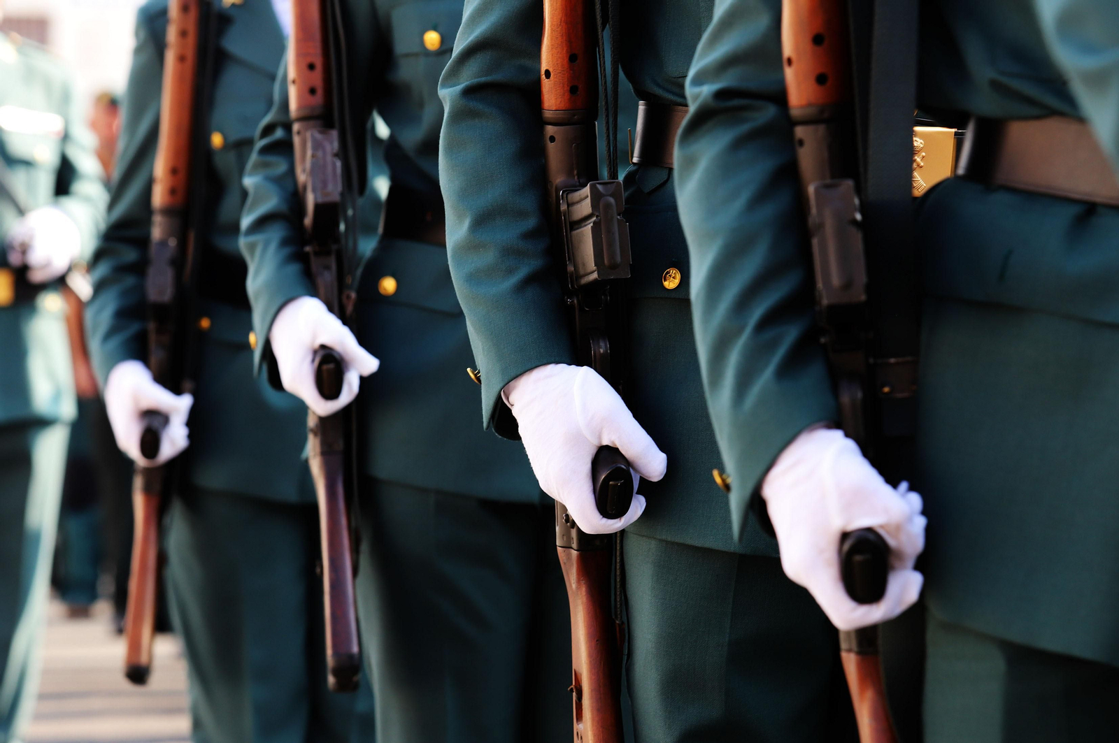 Imágenes de la toma de posesión de Andrés López como coronel jefe de la Comandancia de la Guardia Civil en Huelva