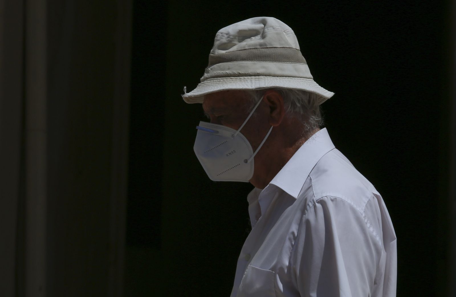 Fotos del primer día de mascarillas obligatorias en las playas y el Centro de Málaga