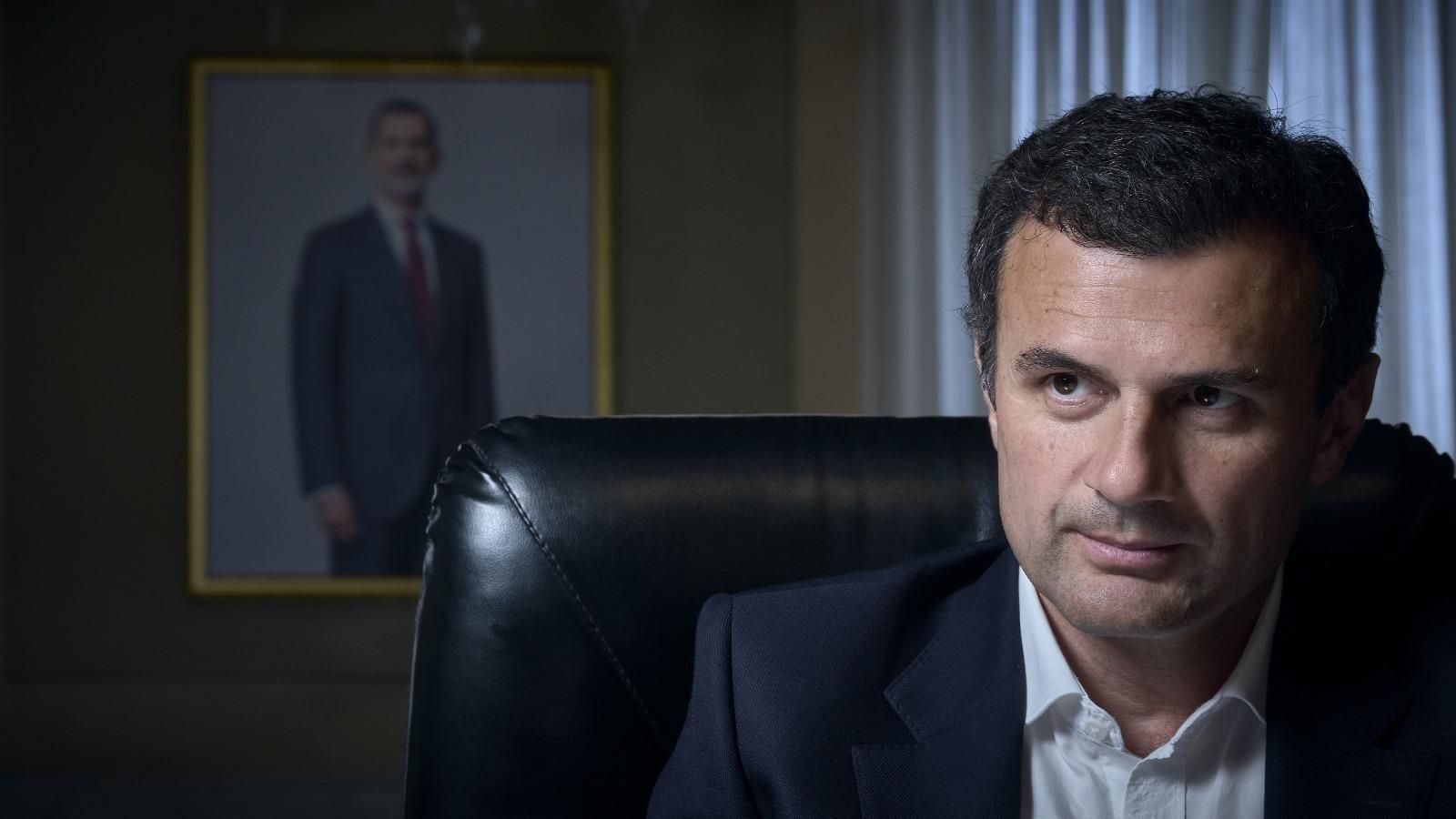 El alcalde de Cádiz, Bruno García, durante la entrevista realizada en su despacho.