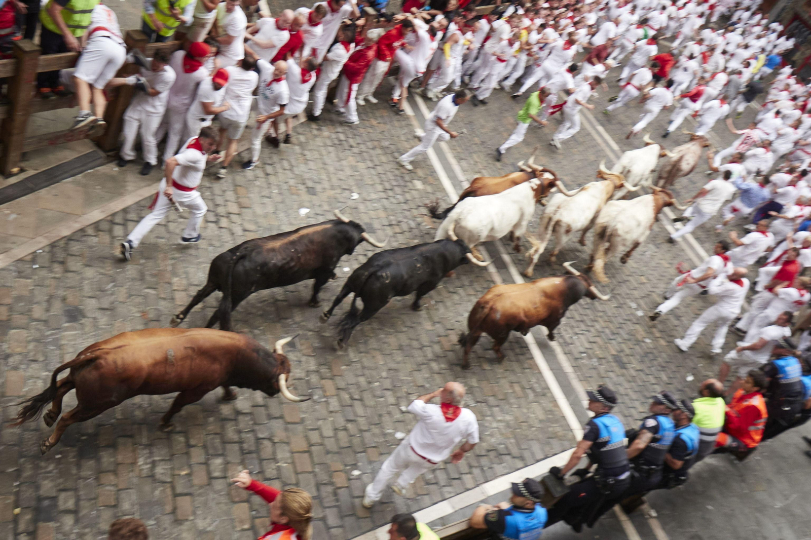 El primer encierro de San Fermín en imágenes