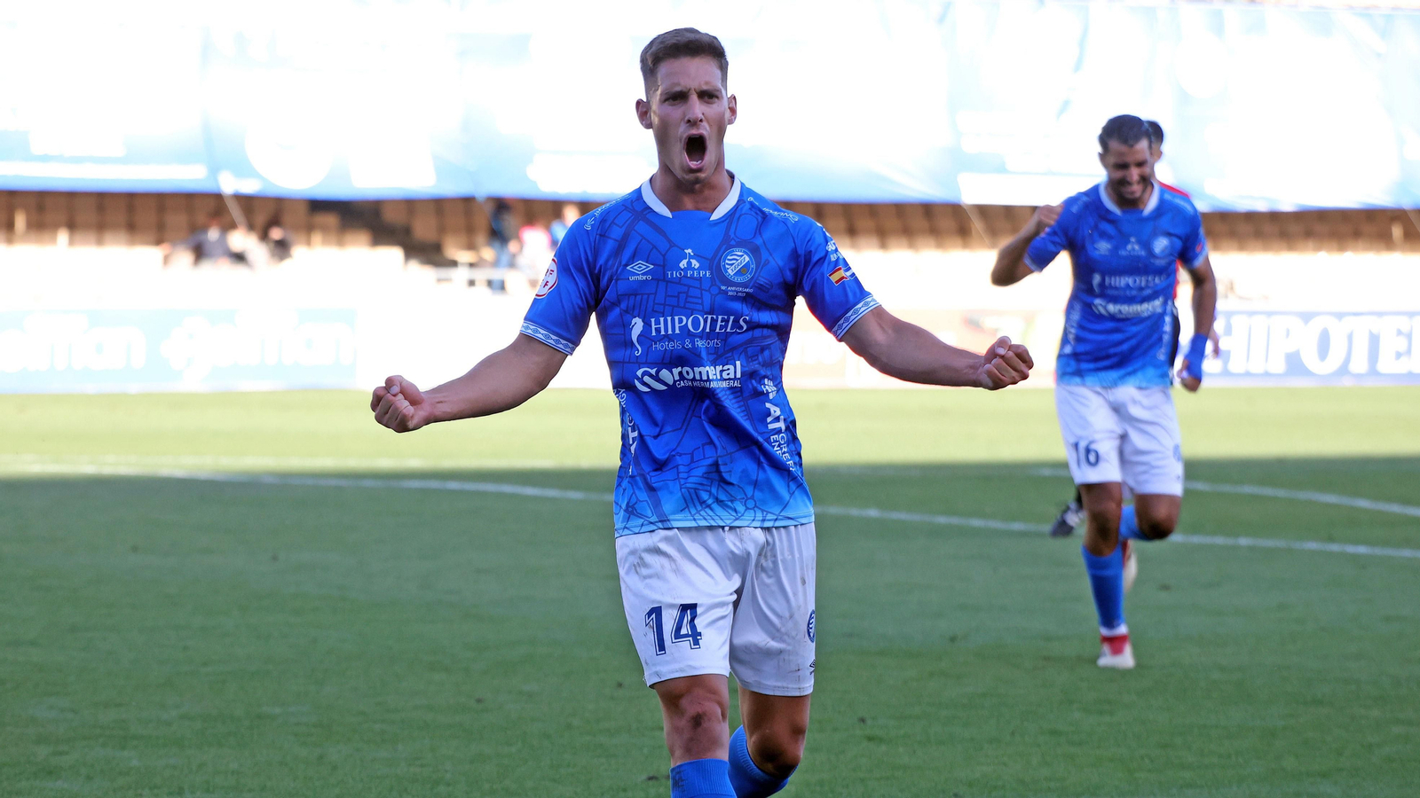 Imágenes del Xerez DFC - Conil CF en Chapín