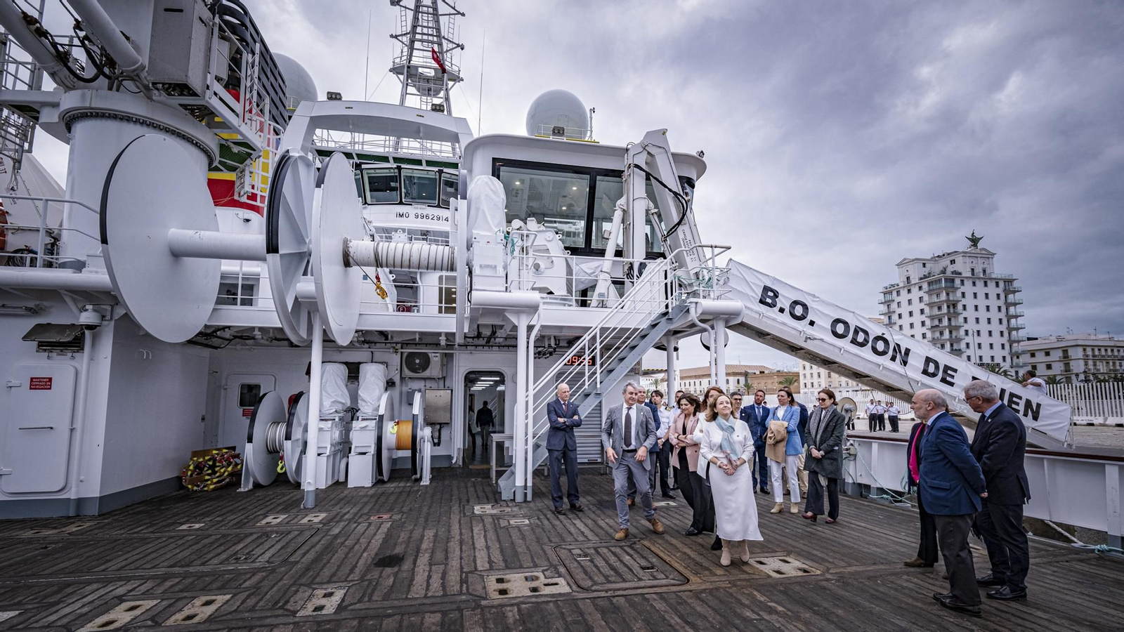 Las imágenes de la visita al buque oceanográfico del CSIC, 'Odon de Bien', amarrado en Cádiz
