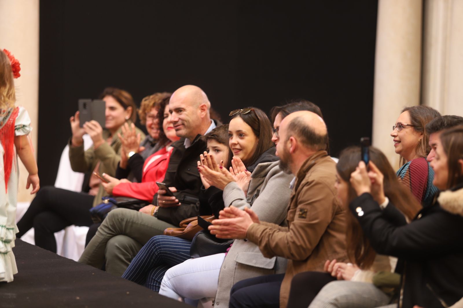 Imágenes del desfile de moda flamenca de los mas pequeños