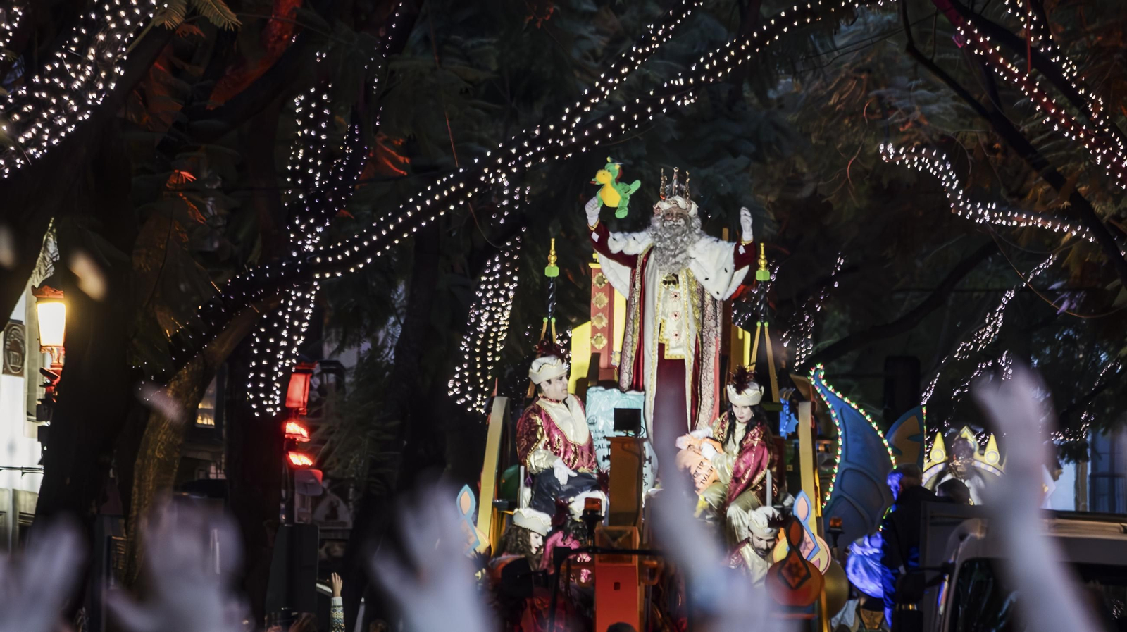 Búscate en la Cabalgata de los Reyes Magos de Jerez 2025