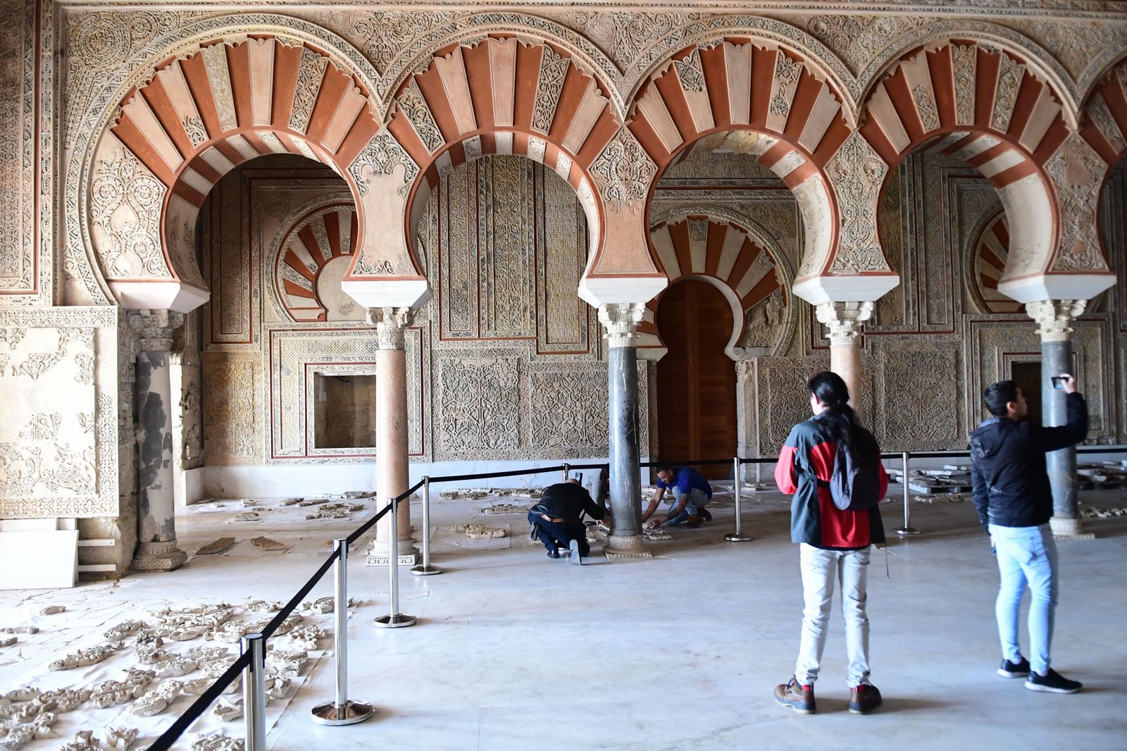 La restauración del Salón Rico de Medina Azahara, en imágenes