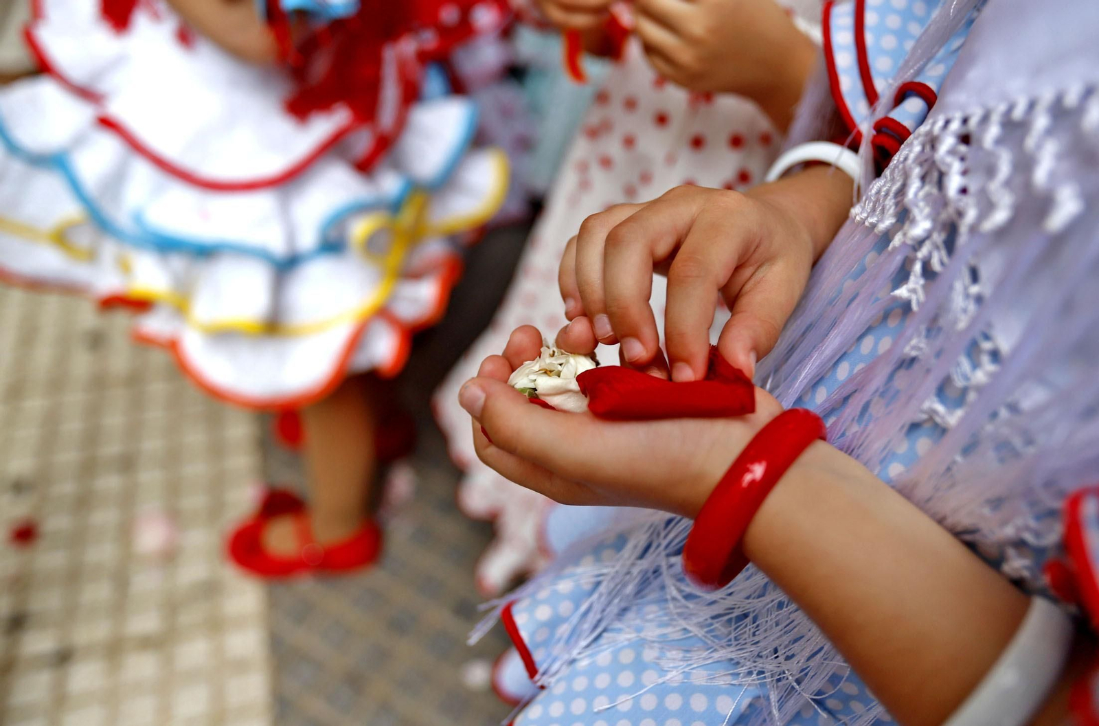 Imágenes de Emigrantes a su paso por el colegio Santo Ángel