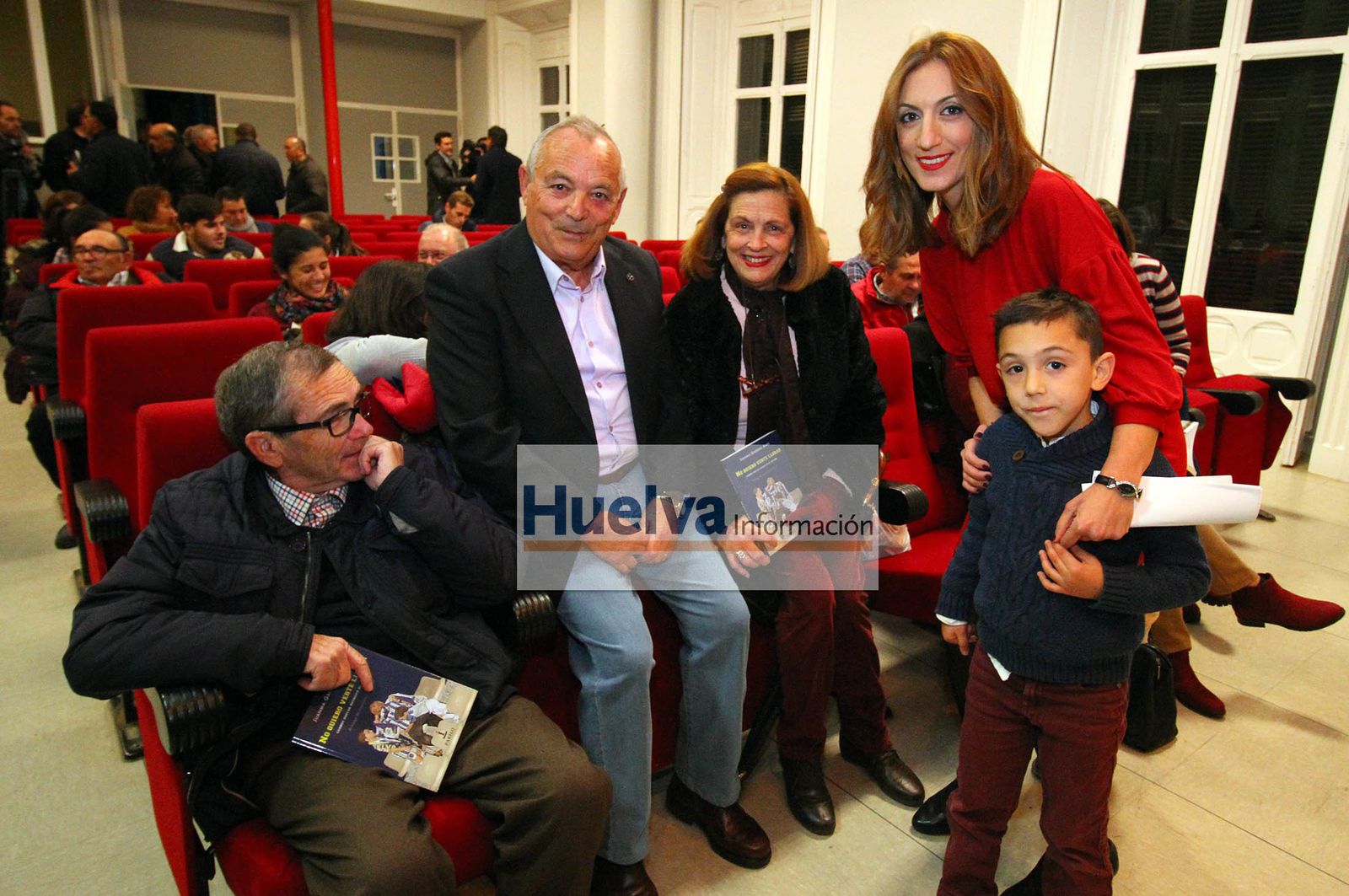 Imágenes de la presentación del libro de Juanma Garrido "No quiero verte llorar".