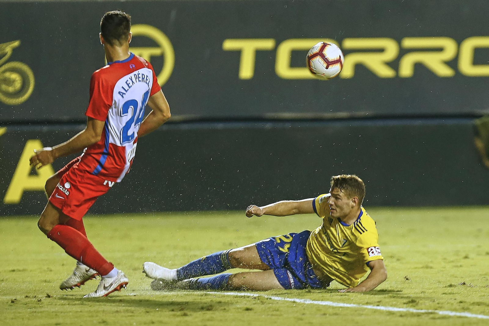 Las imágenes del Cádiz-Sporting