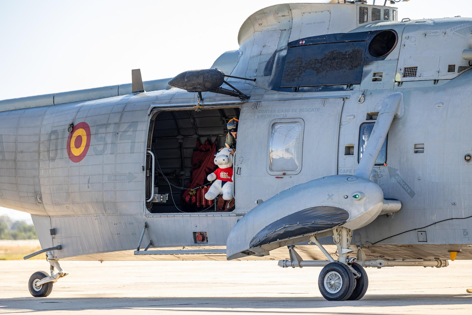 Imágenes de la Despedida del Sea King de la quinta escuadrilla