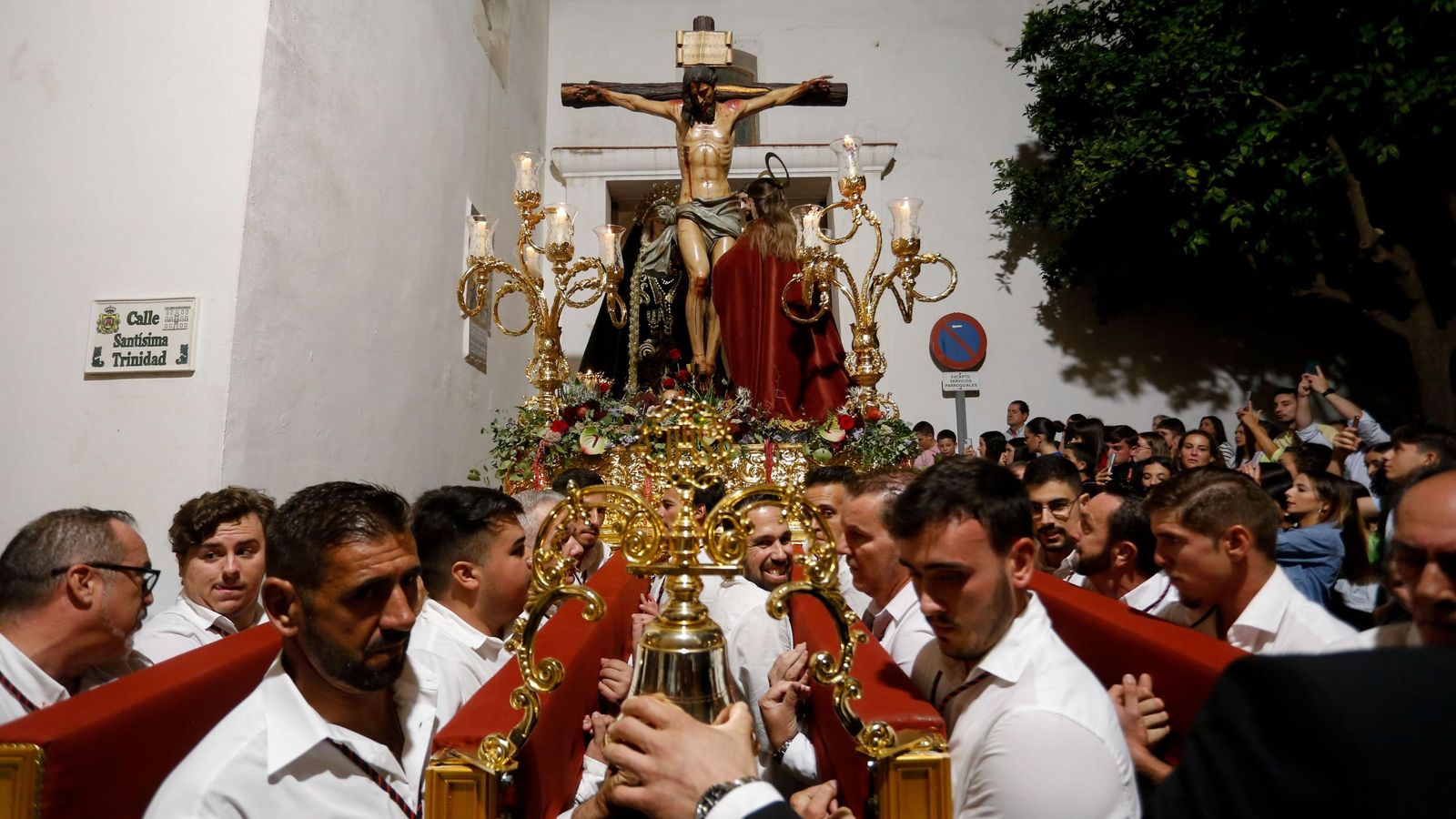 Fotografías de la procesión extraordinaria del 75 aniversario de la Buena Muerte de Los Barrios