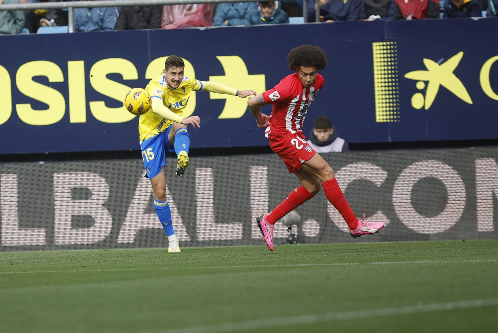 Búscate en las imágenes del Cádiz CF-Atlético de Madrid