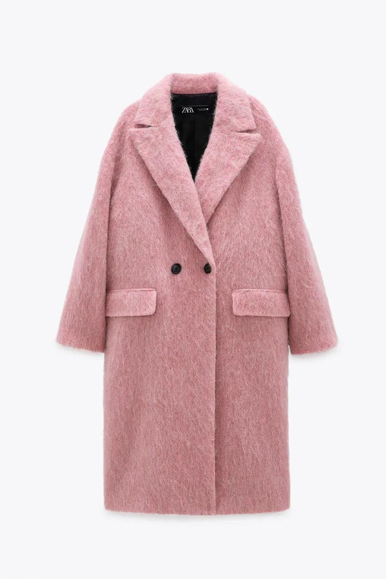 Abrigo rosa de Zara (109 euros).