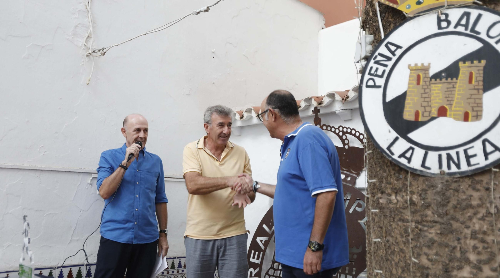 Las fotos de la entrega del trofeo a Marc Carbia como máximo goleador en la Peña Balona