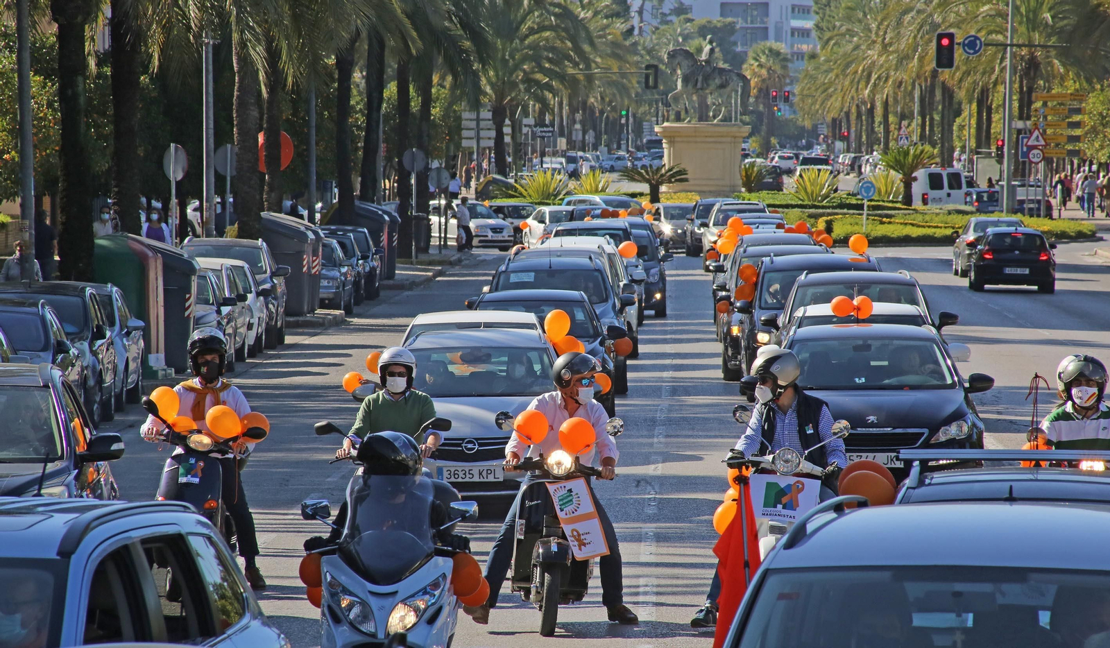 Caravana de coches contra la ley Celaá en Jerez a finales del pasado mes de noviembre.