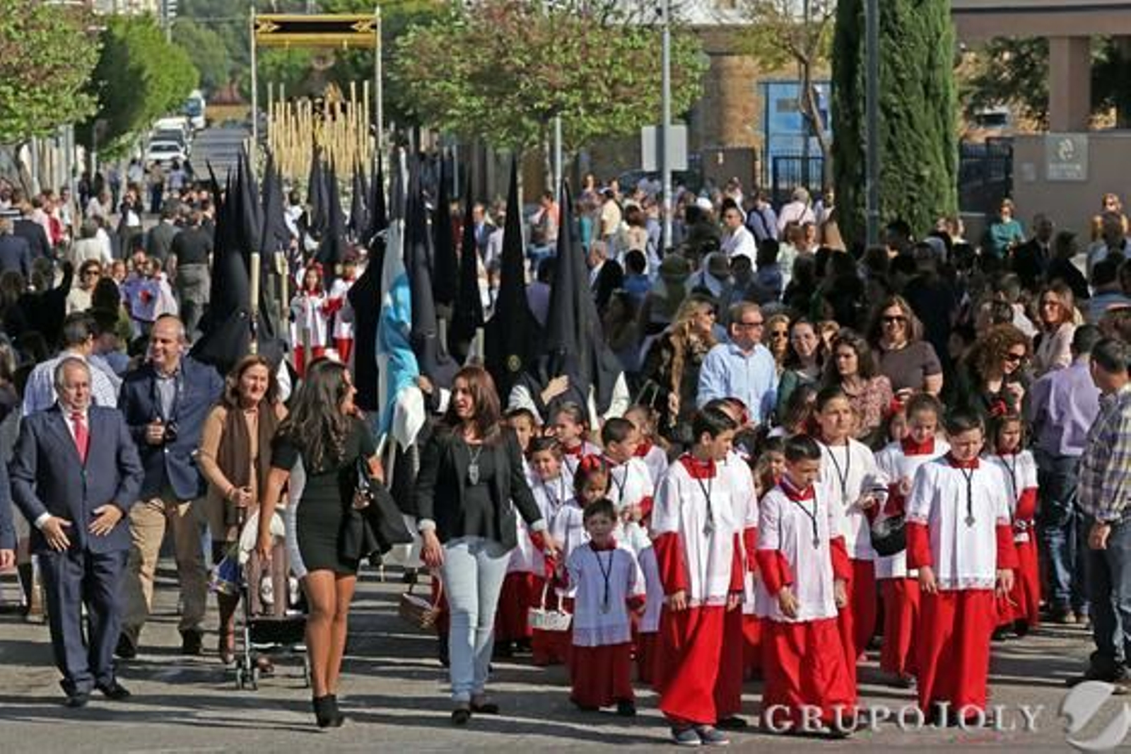 Foto: Pascual · Lobo· Aranda · Garcia y M. A. Gonzalez