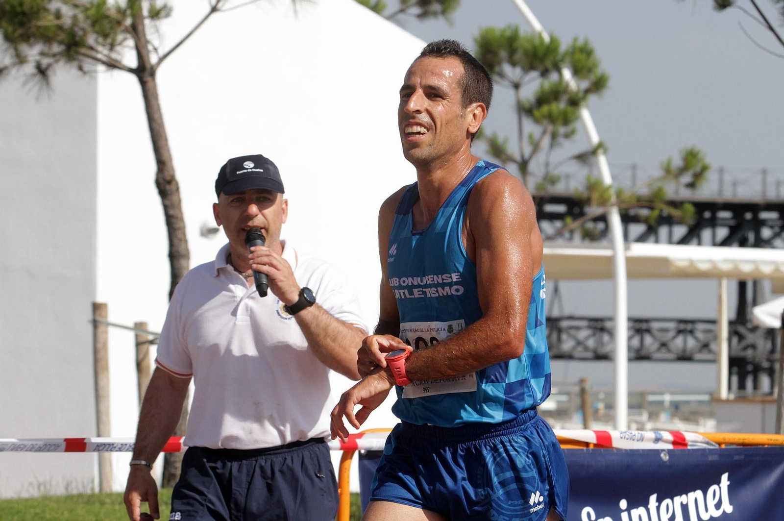 Imágenes de la Carrera Solidaria Ruta 091 organizada por la Policía Nacional