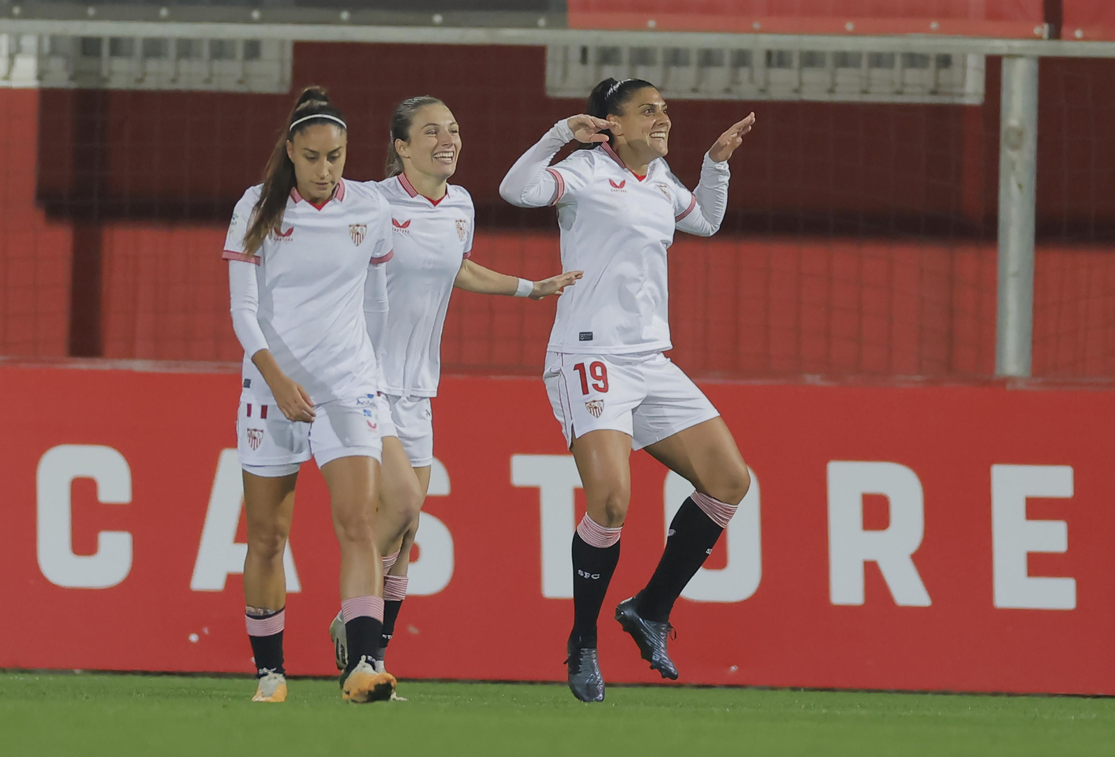 Las fotos del Sevilla-Betis féminas