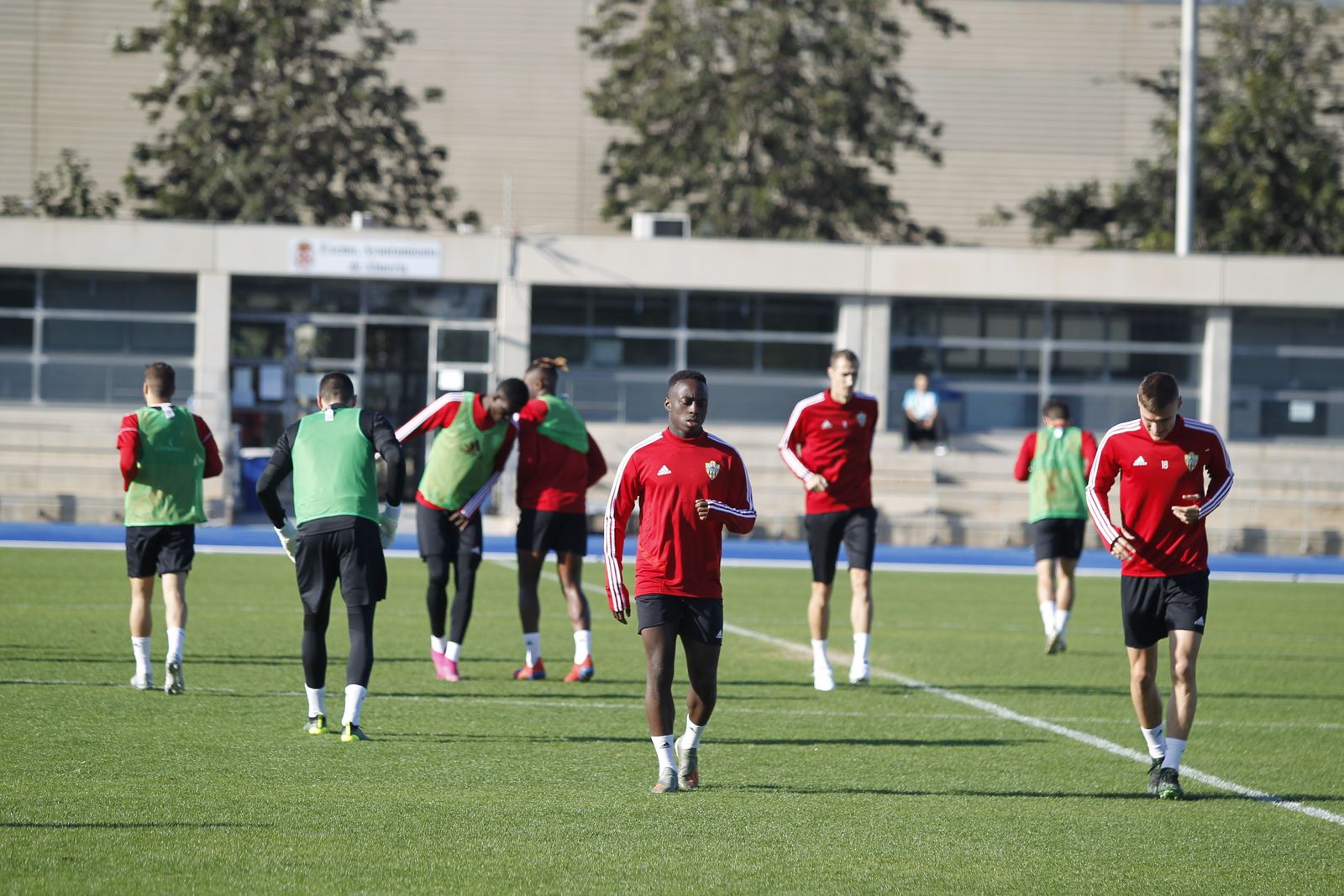 Fotogalería del entrenamiento del Almería previa al partido ante el Numancia