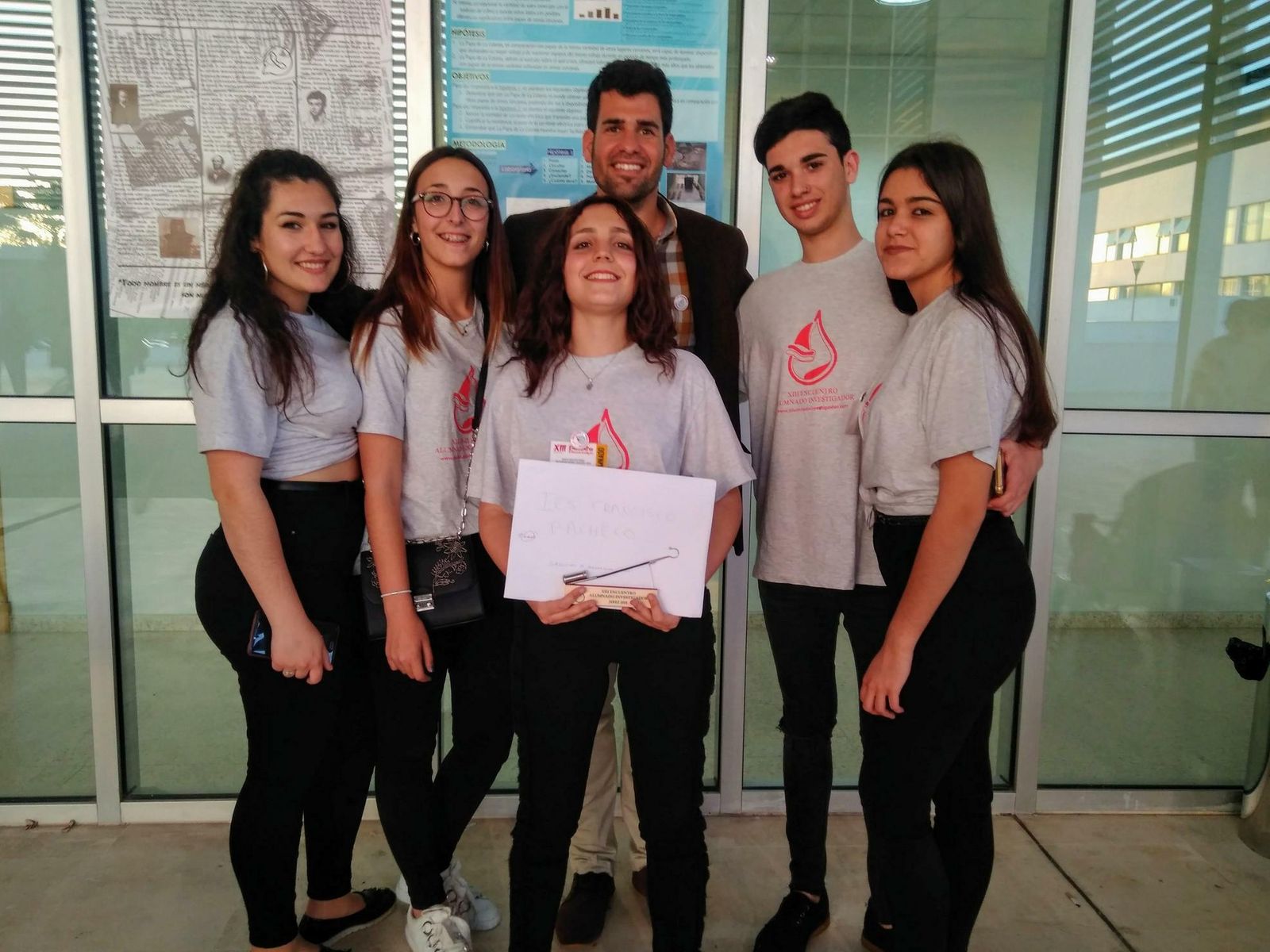 Las cuatro alumnas del instituto Francisco Pacheco que participarán en la XX Exporecerca Jove de Barcelona.