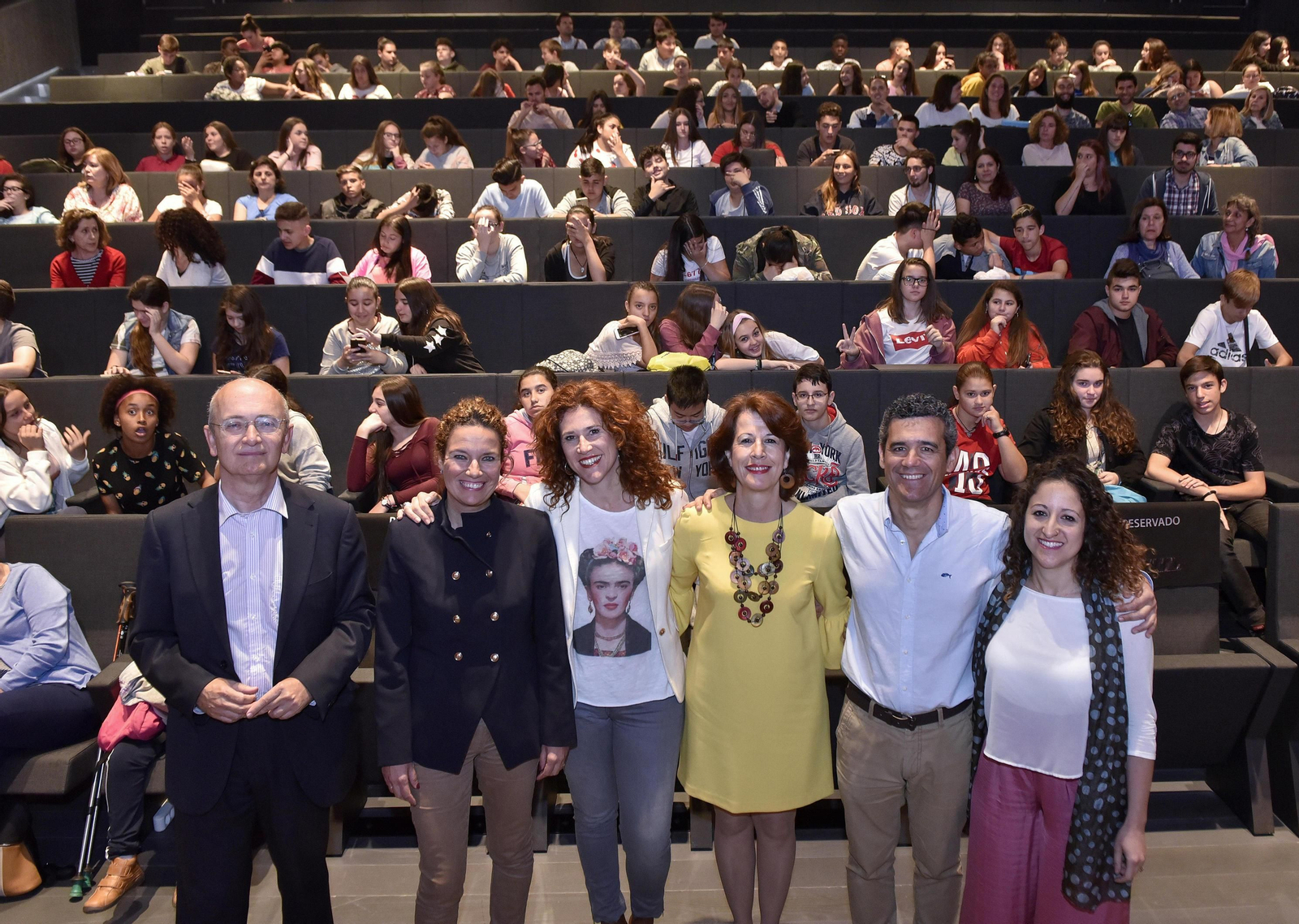 Caixafórum acoge el acto con los promotores y voluntarios del programa.