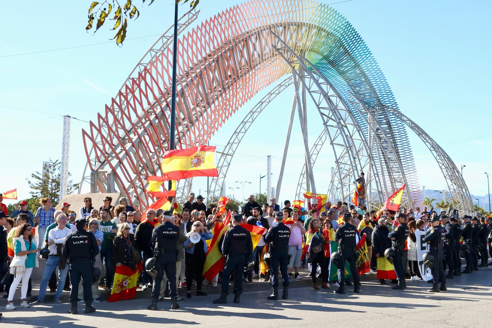 La protesta contra la amnistía en Málaga, en fotos