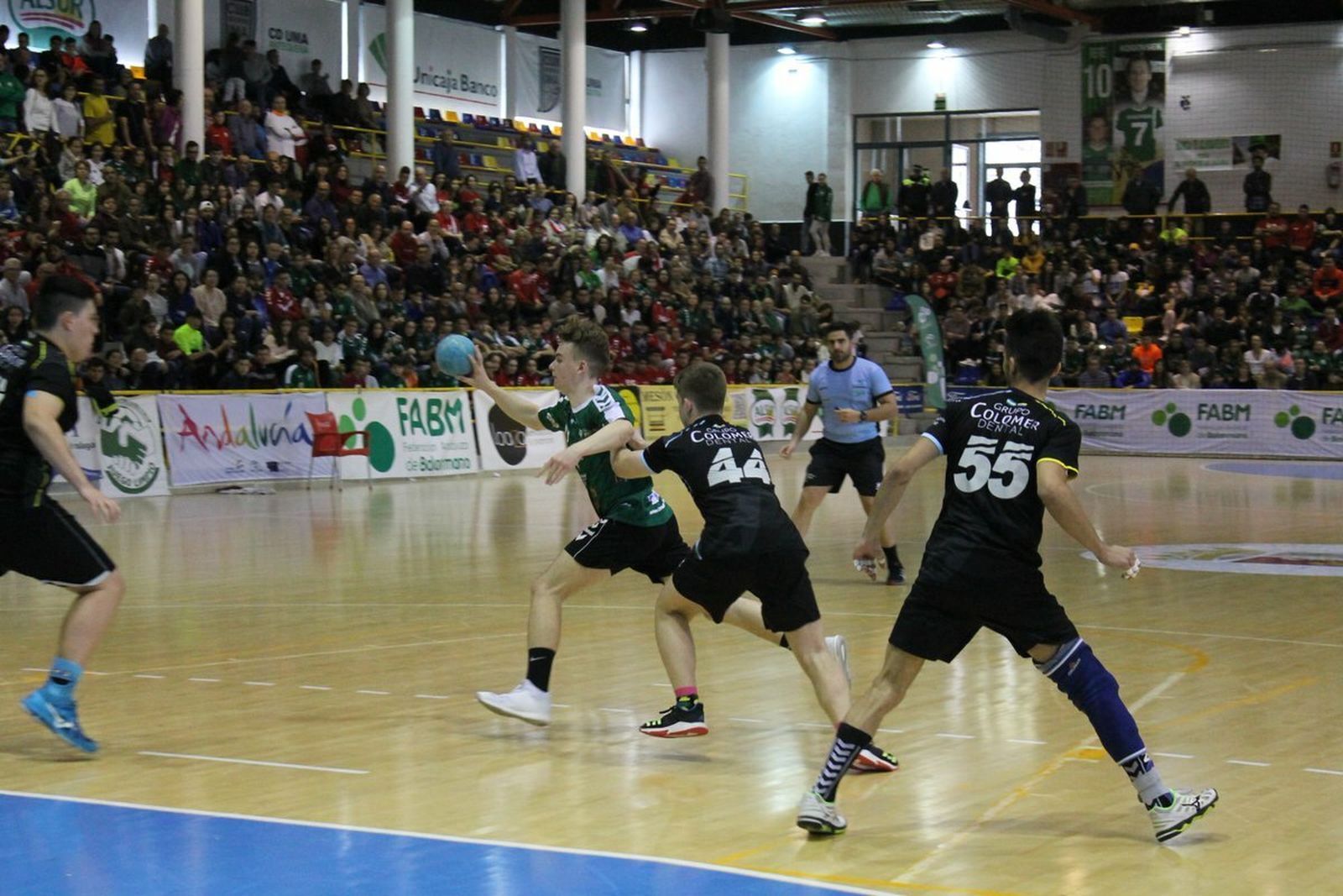 Las fotos del Clínica Dental Torres Antequera, campeón de Andalucía cadete de balonmano