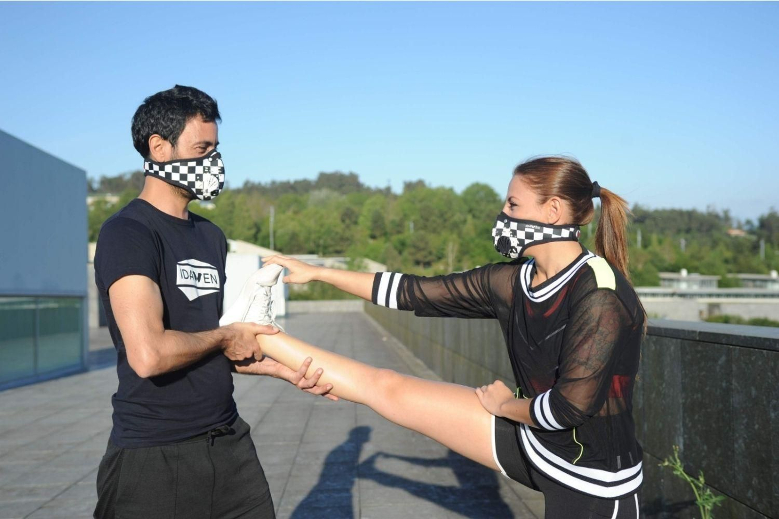 La práctica deportiva no está exenta de llevar mascarilla.