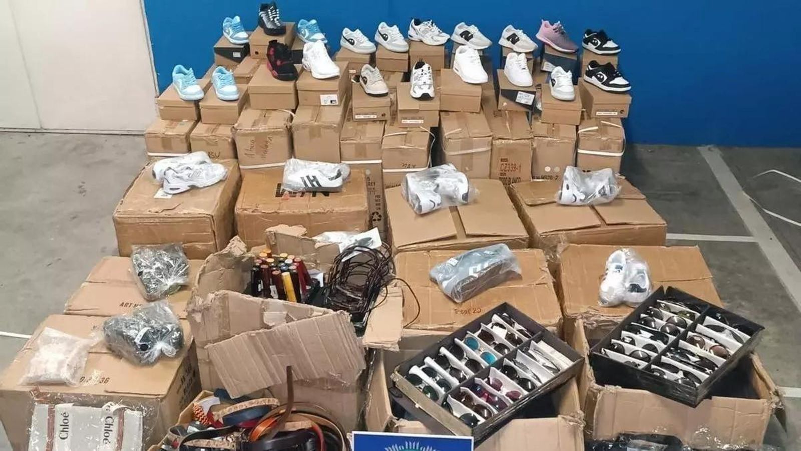 Zapatillas, intervenidas en otra actuación Zapatillas, intervenidas en otra actuación